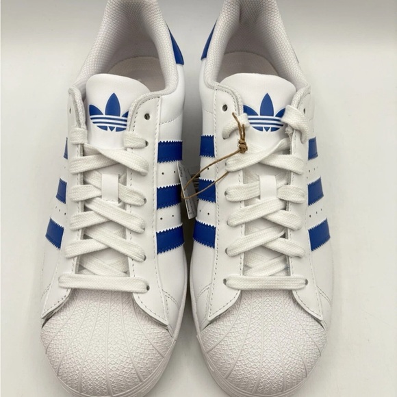 Adidas Men's Superstar Originals men’s size 9.5 Cloud White Blue |IG9368| - Picture 2 of 4